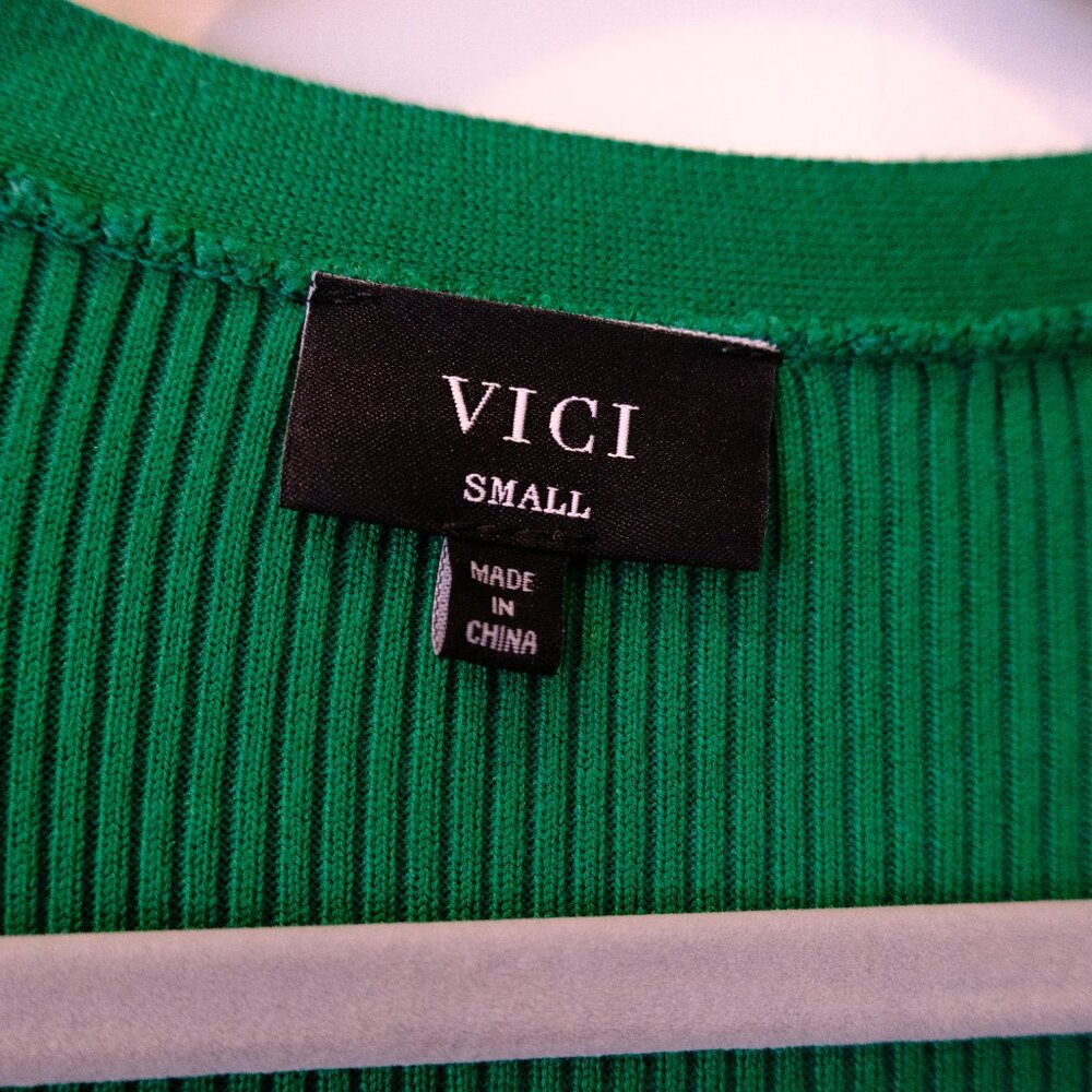 Vici Collection Kelly green fitted sweater wrap dress - Size S - Picture 6 of 6